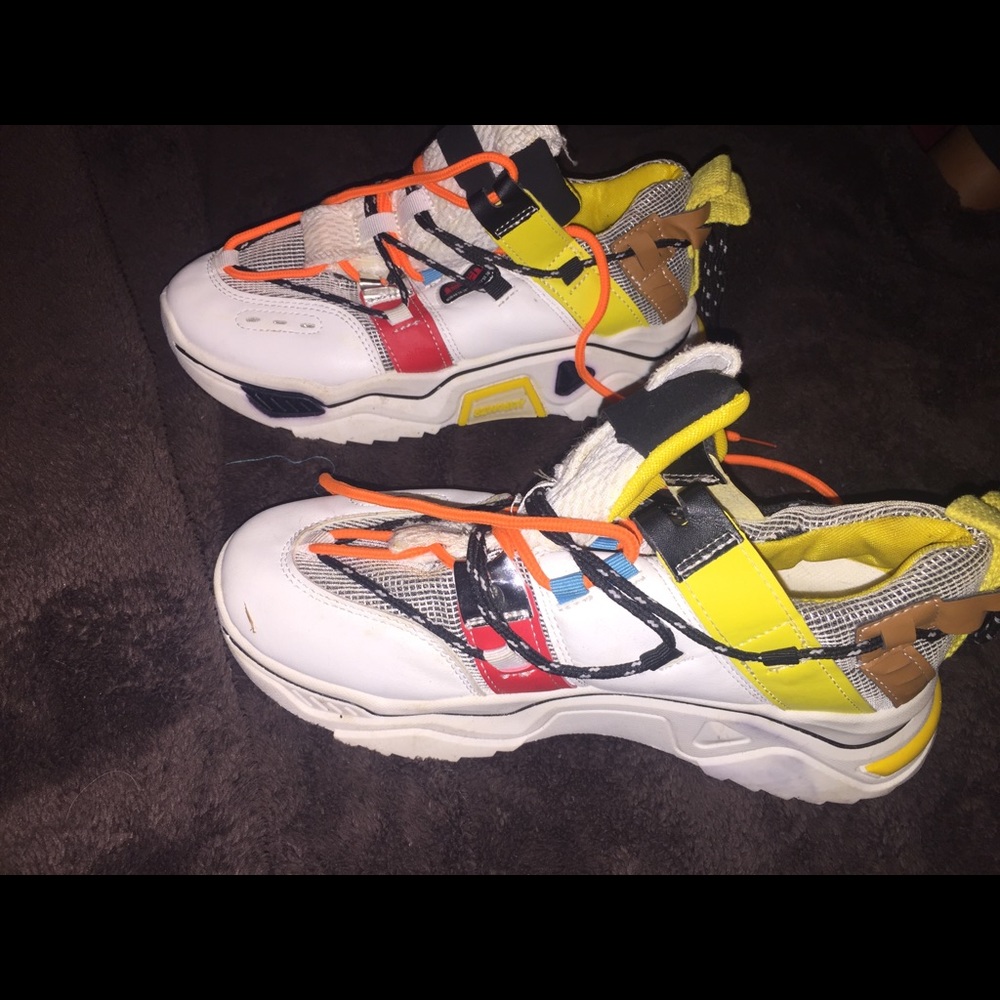 Size 7 - Picture 4 of 4